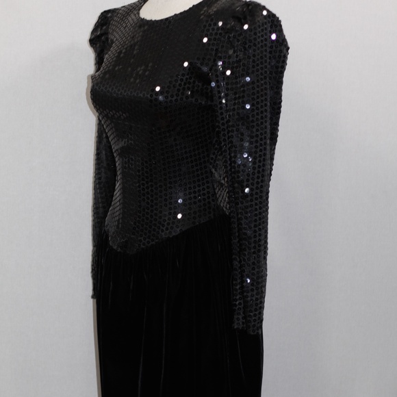Cachet By Bari Protas Black Sequin Suede Dress - Picture 6 of 12